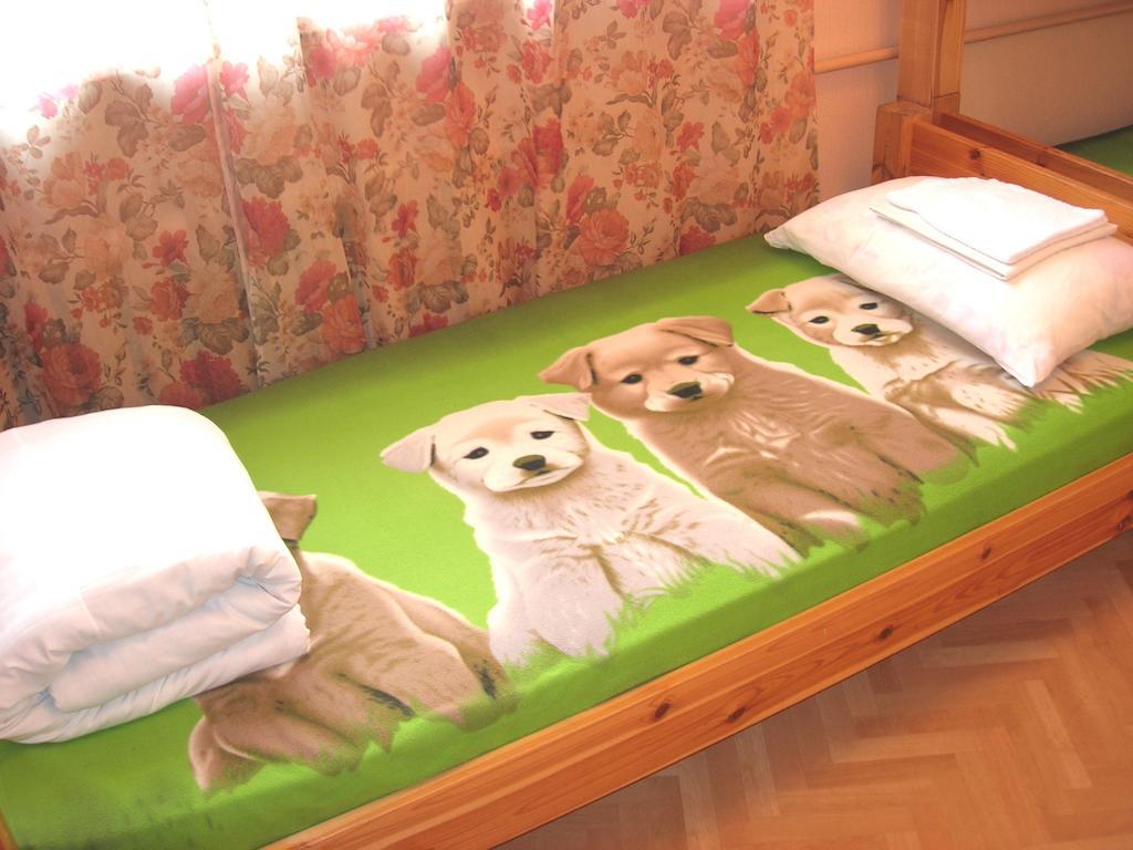 Elizabeth'S Yh Rooms Riga Habitación foto