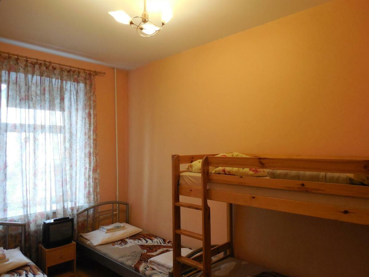 Elizabeth'S Yh Rooms Riga Exterior foto
